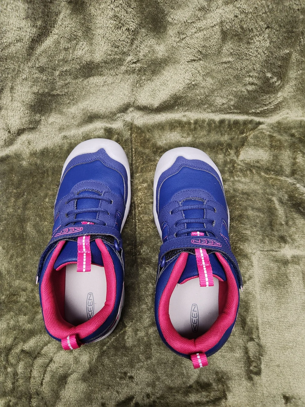 Keen Kids Blue and Pink Hook-and-Loop Sneakers